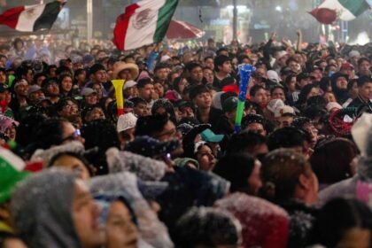 Infantino expresa su tristeza por la muerte de cuatro aficionados en la CDMX