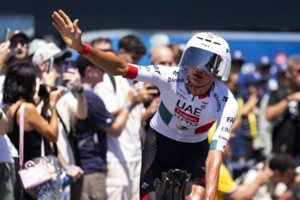 Isaac del Toro debuta en el Tour de Francia y termina sexto
