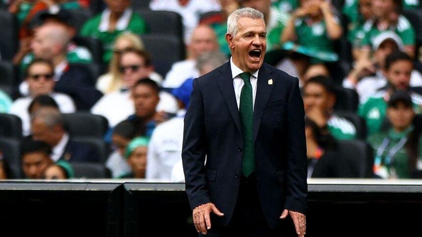 Javier Aguirre critica el horario del México vs Inglaterra y sugiere falta de consulta