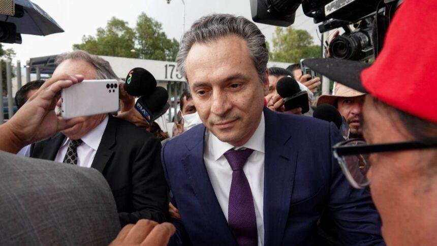 Juez reanuda proceso de Emilio Lozoya por caso Agronitrogenados tras tres años