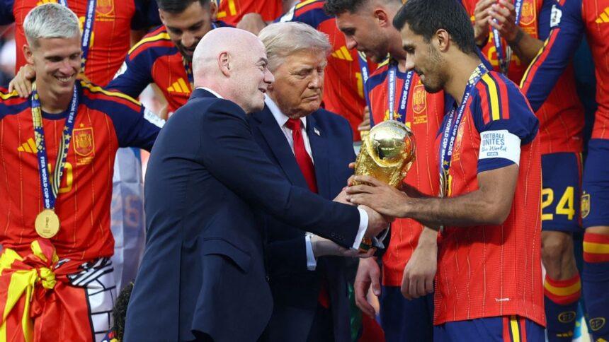 La UEFA amenaza con boicot a FIFA por privatización de Mundiales