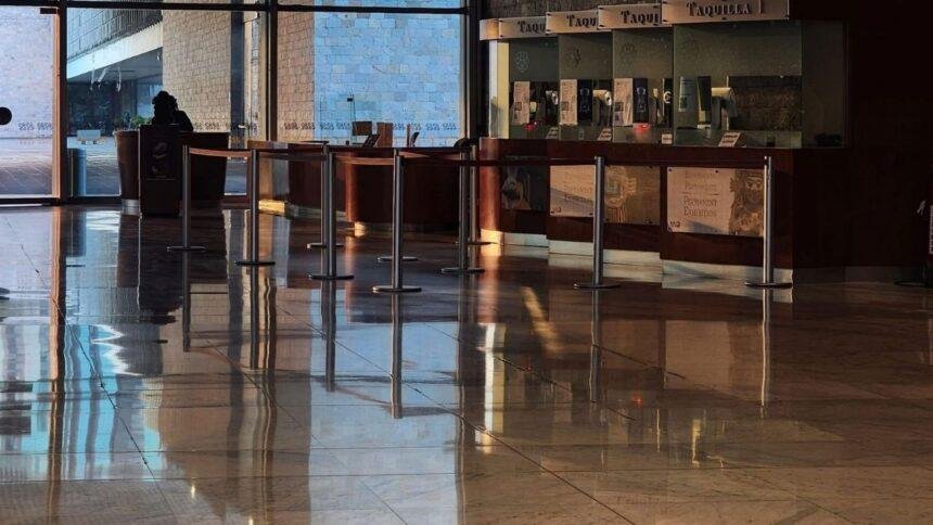 Lluvias causan filtraciones y encharcamientos en el Museo Nacional de Antropología