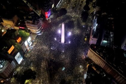 mas de 300 mil argentinos celebran en buenos aires el Más de 300 mil argentinos celebran en Buenos Aires el pase a la Final del Mundial