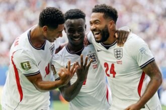 Mbappé anota doblete, pero Francia cae ante Inglaterra en el Mundial