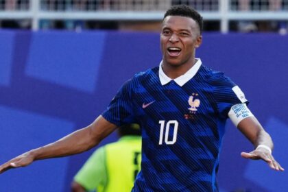 mbappe responde a senadora paraguaya tras insultos en el mundial Mbappé responde a senadora paraguaya tras insultos en el Mundial