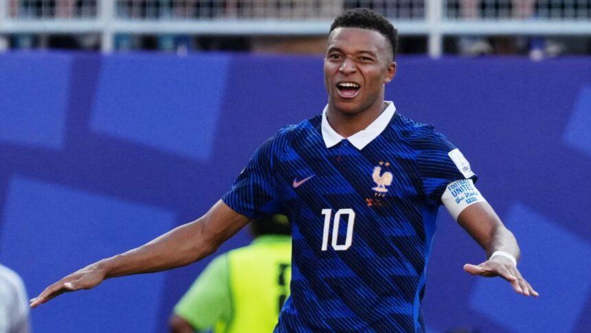 Mbappé responde a senadora paraguaya tras insultos en el Mundial