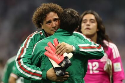 Memo Ochoa anuncia su retiro en emotivo mensaje a su familia y México