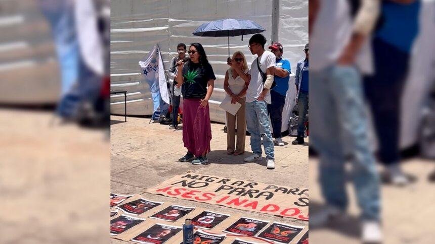 Mexicanos en CDMX exigen justicia por compatriotas asesinados por el ICE en EE.UU.