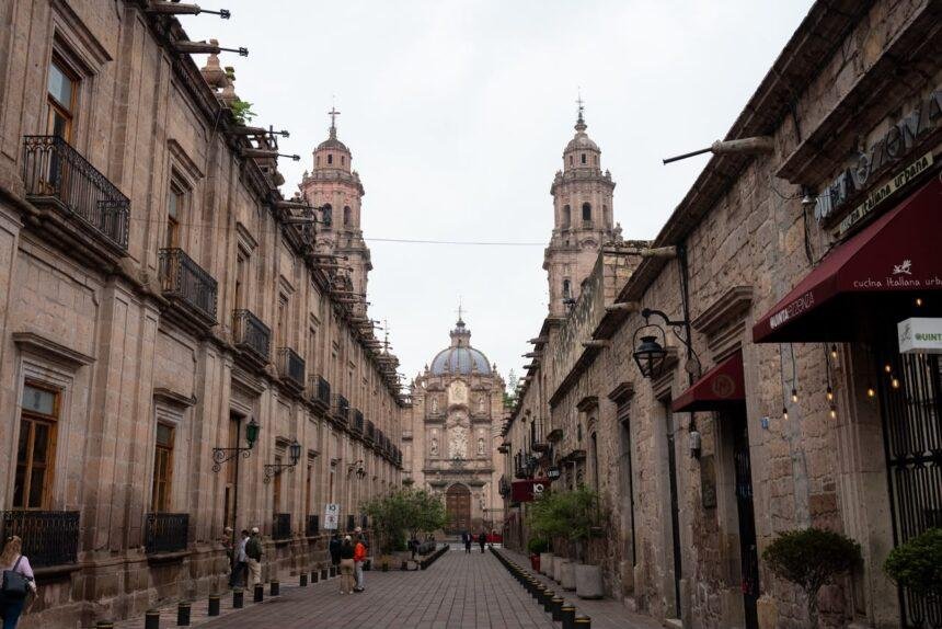 Michoacán prevé lluvias intensas a pesar de temperaturas de 40°C