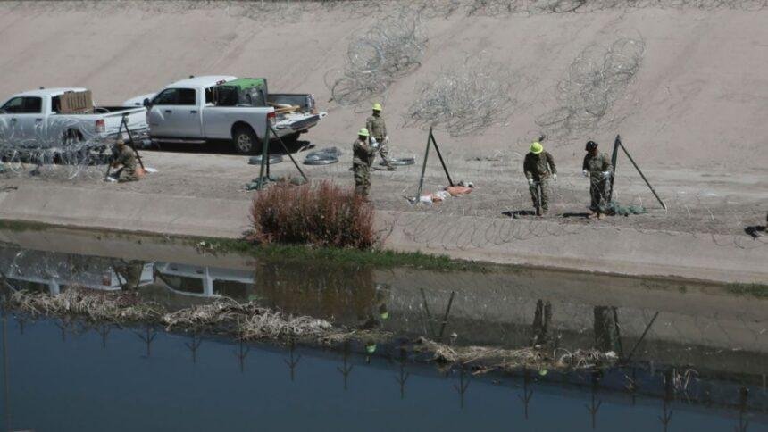 Migrantes reciben advertencia sobre peligros del río Bravo por crecida