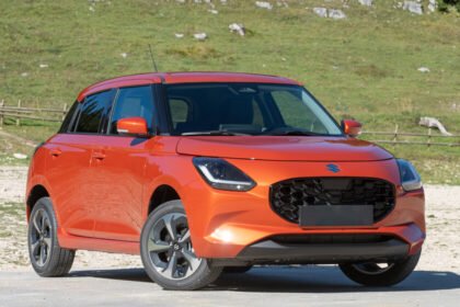 Motor mild-hybrid: equipamiento destacado y nuevos colores disponibles, precio incluido.