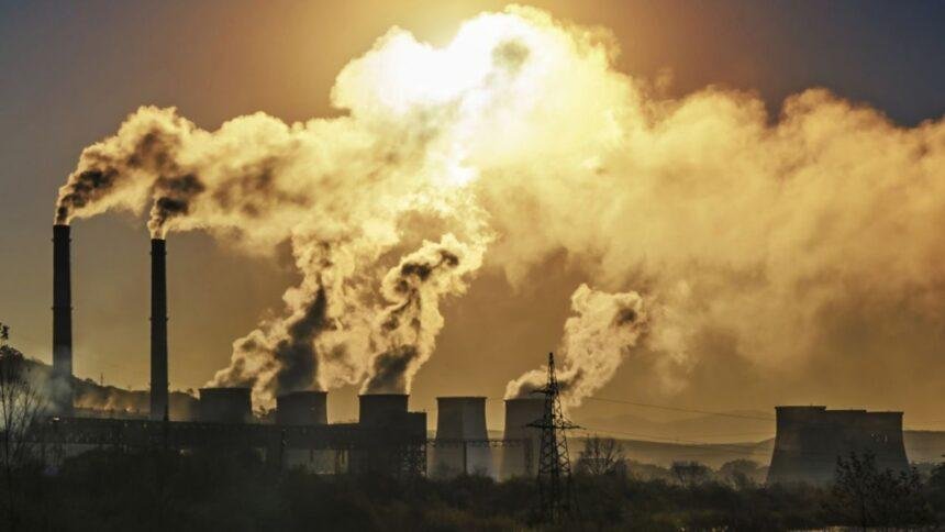 ONG denuncia que México requiere 1.7 billones de pesos anuales para metas climáticas