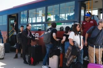 Regresan 29 connacionales a México procedentes de Venezuela tras terremotos.