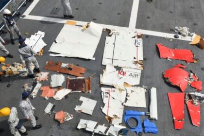 restos de avion de carga desaparecido hallados en aguas de Restos de avión de carga desaparecido hallados en aguas de Pakistán