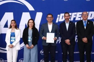 Rodolfo Gómez Cervantes se postula como candidato del PAN en Irapuato