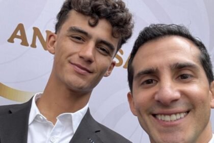 Rommel Pacheco responde a críticas por foto con Isaac del Toro en redes