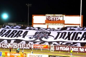Salamanca: Barra Tóxica 68 apoya al Real Refineros FC en su regreso
