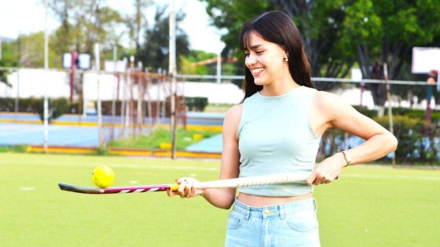 Salamanca: Reconocen a Begoña Oviedo como multimedallista de hockey