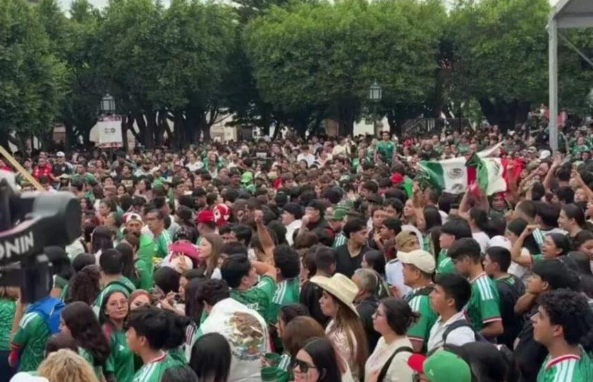 San Miguel de Allende celebra el duelo de la Selección con gran fervor.