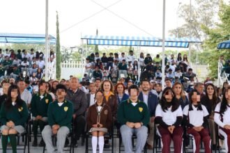 SEG distribuye más de 9 mil anteojos para estudiantes de educación básica