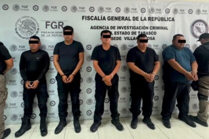 Seis policías de Tabasco enfrentan acusaciones por secuestro y extorsión.