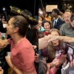 Sheinbaum aterriza en Nueva York acompañada de mariachis y flores