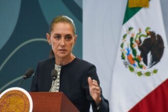 Sheinbaum critica a la UNAM por excluir la IA en examen de ingreso