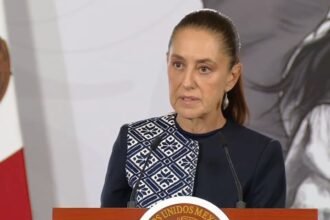 Sheinbaum defiende el gobierno del pueblo ante acusaciones de Stephen Miller