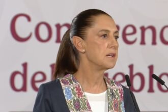 Sheinbaum garantiza seguridad tras alerta de Reino Unido por muertes en CDMX.