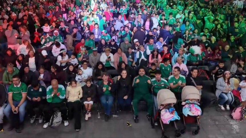 Sheinbaum invita a mexicanos a mantener el ánimo tras eliminación del Mundial.