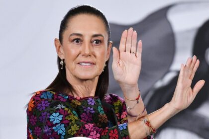 sheinbaum rechaza disculpas de feinmann y mantiene su postura Sheinbaum rechaza disculpas de Feinmann y mantiene su postura