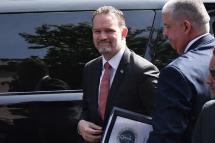 Sheinbaum y Jamieson Greer analizarán avances en revisión del T-MEC
