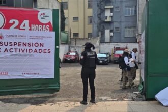 Suspenden ocho estacionamientos y destruyen más de 6 mil latas de alcohol