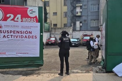 Suspenden ocho estacionamientos y destruyen más de 6 mil latas de alcohol