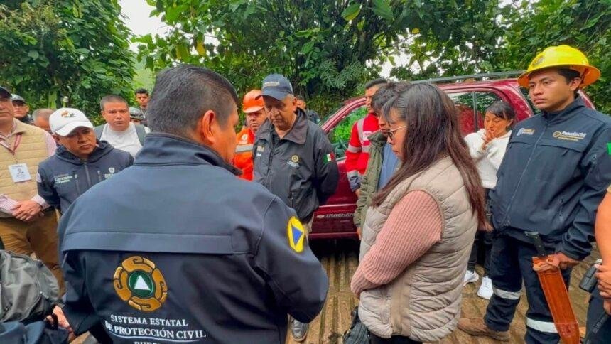 Suspensiones de rescate por lluvias en gruta de Puebla; recuperan un cuerpo