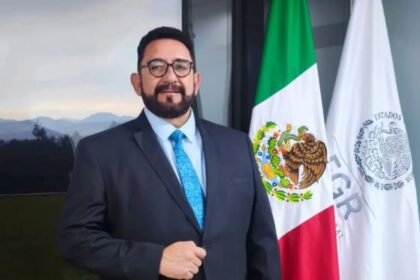 Ulises Lara rechaza señalamientos tras su salida de la FGR