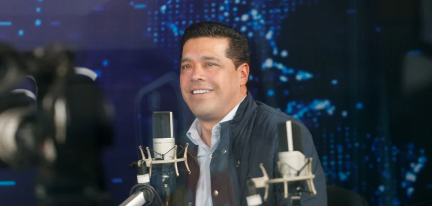 Aguascalientes: Leo Promete Mejorar el Servicio de Agua Local