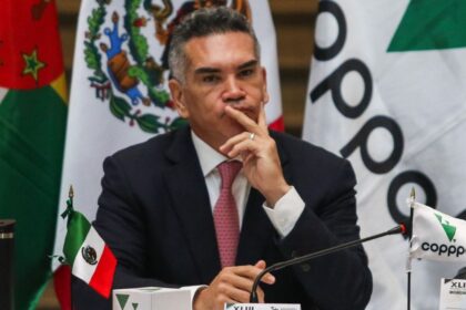 Alejandro Moreno confirma que Antonio Espinosa es abogado de su hermano