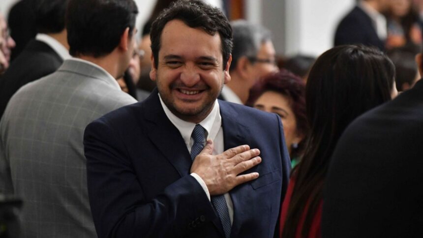 Andy López admite que su campaña depende del nombre de su padre