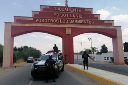 artefacto explosivo es lanzado contra comandancia policial en ojocaliente seis Artefacto explosivo es lanzado contra comandancia policial en Ojocaliente; seis civiles heridos