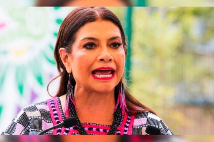 Brugada desvía polémica por visa revocada de Andy López Beltrán a elecciones