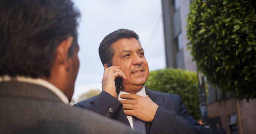 Cabeza de Vaca anuncia que buscará la Presidencia en 2030