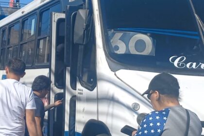 Celaya: Alcalde y Villanueva se oponen al aumento del transporte público