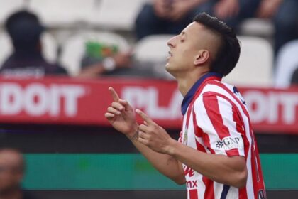 Chivas empata con Pachuca y pone fin a su buena racha