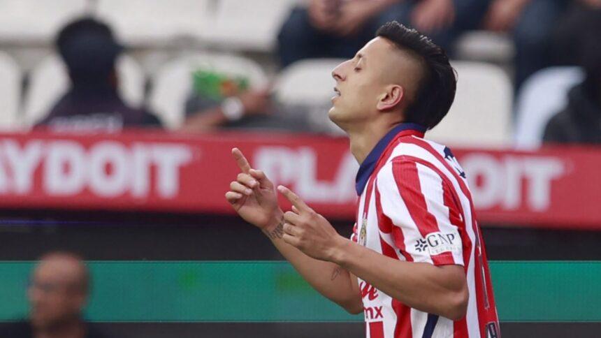 Chivas empata con Pachuca y pone fin a su buena racha