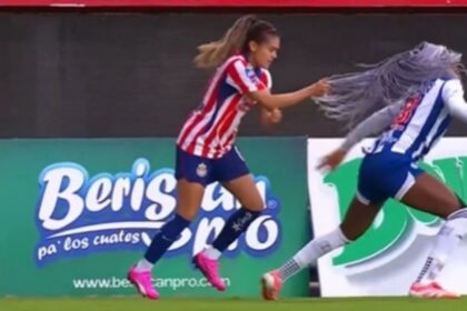 Chivas femenil: expulsan jugadora por jalar cabello a rival de Pachuca