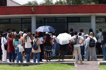 Crisis en la UNAM por fallas web y ansiedad en examen de repetición