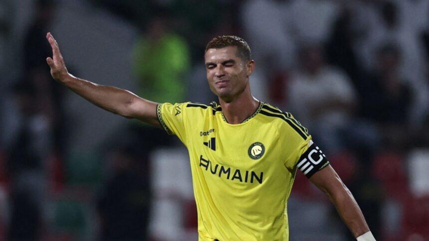 Cristiano Ronaldo explota, sale al descanso y Al Nassr remonta en inferioridad