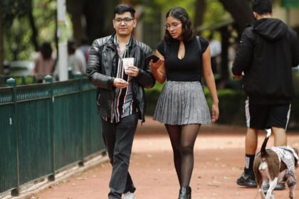 Cuatro de cada diez jóvenes mexicanos sienten desconexión y aislamiento social