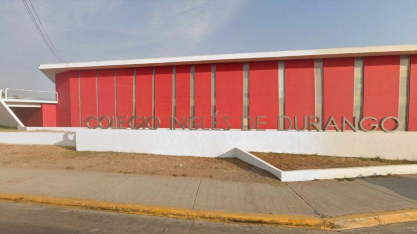 Dejan corona fúnebre en colegio de Culiacán durante regreso a clases